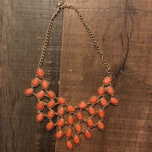 🌺Coral and Gold Chunky Necklace🌺